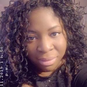 Meet your Posher, Djinie